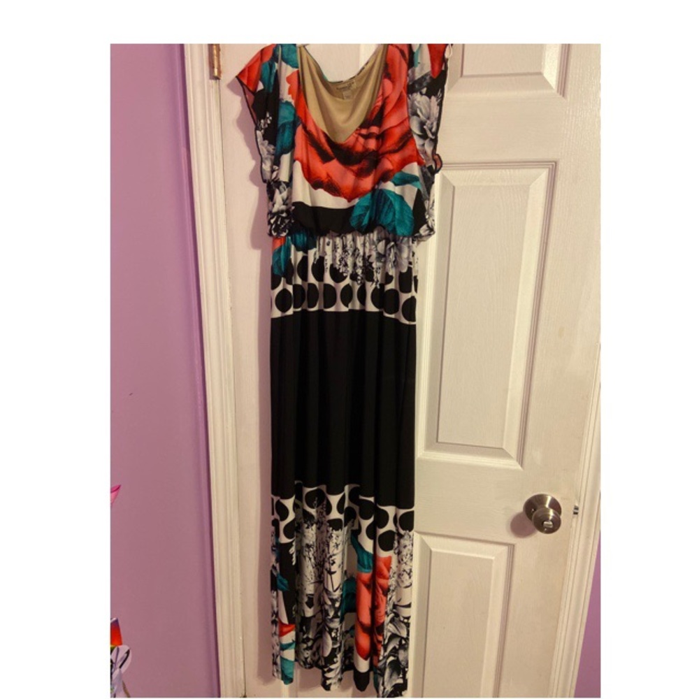 ONE WORLD MAXI DRESS